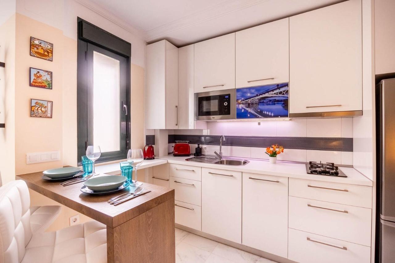 Slava Luxury Suite Sevilla Bagian luar foto