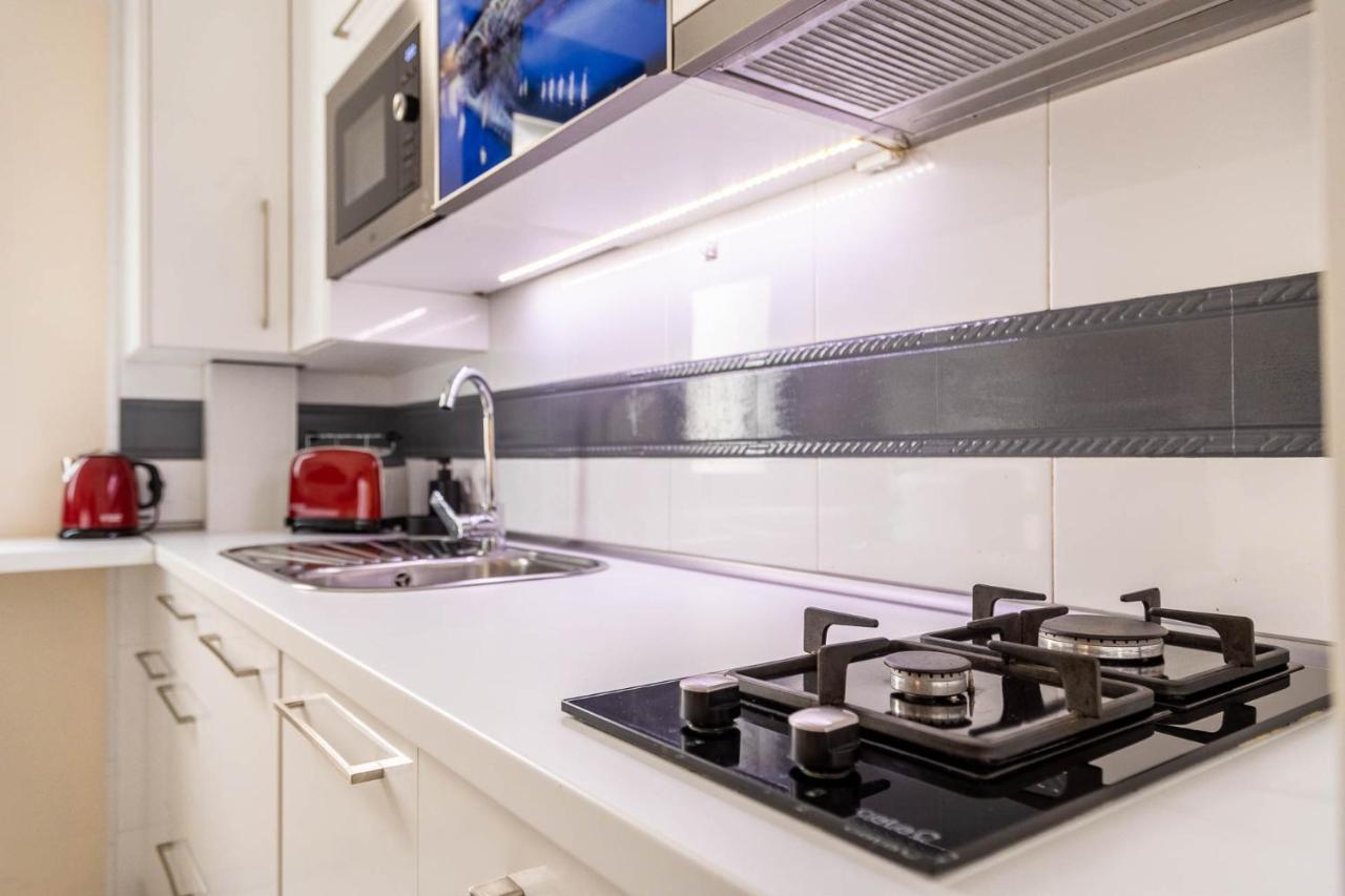 Slava Luxury Suite Sevilla Bagian luar foto